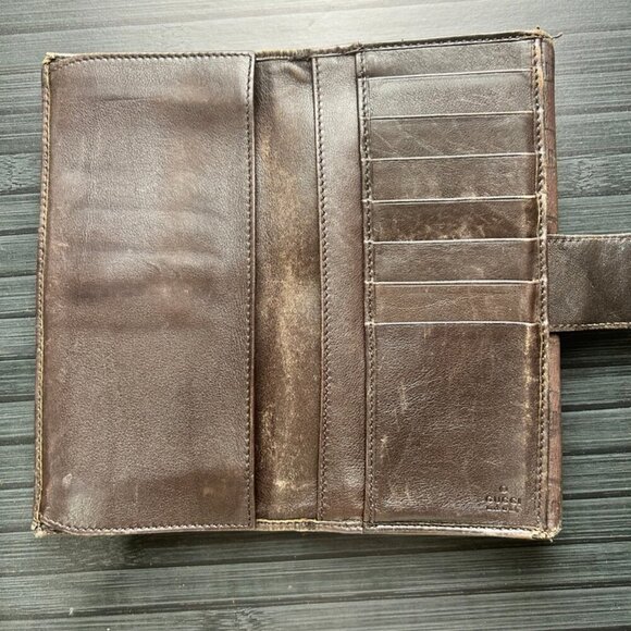 Gucci Lovely Heart Leather Bifold Long Wallet Authentic|Used - Picture 3 of 3